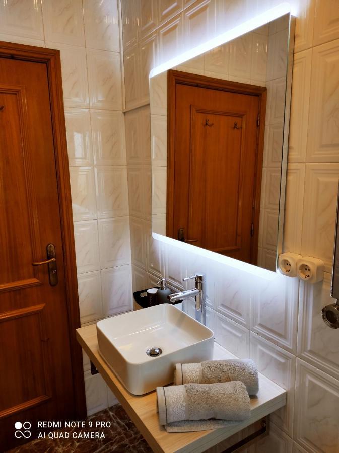 Casa Além Rio para 6 hóspedes em Santo Tirso Exterior foto